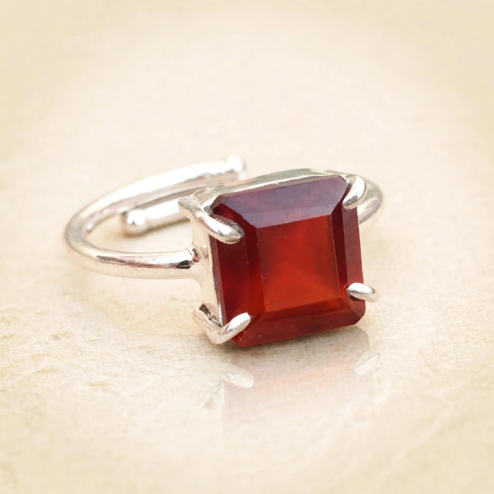 Gomed Ring